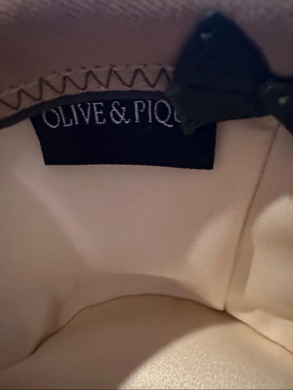 Women’s wide brim hat